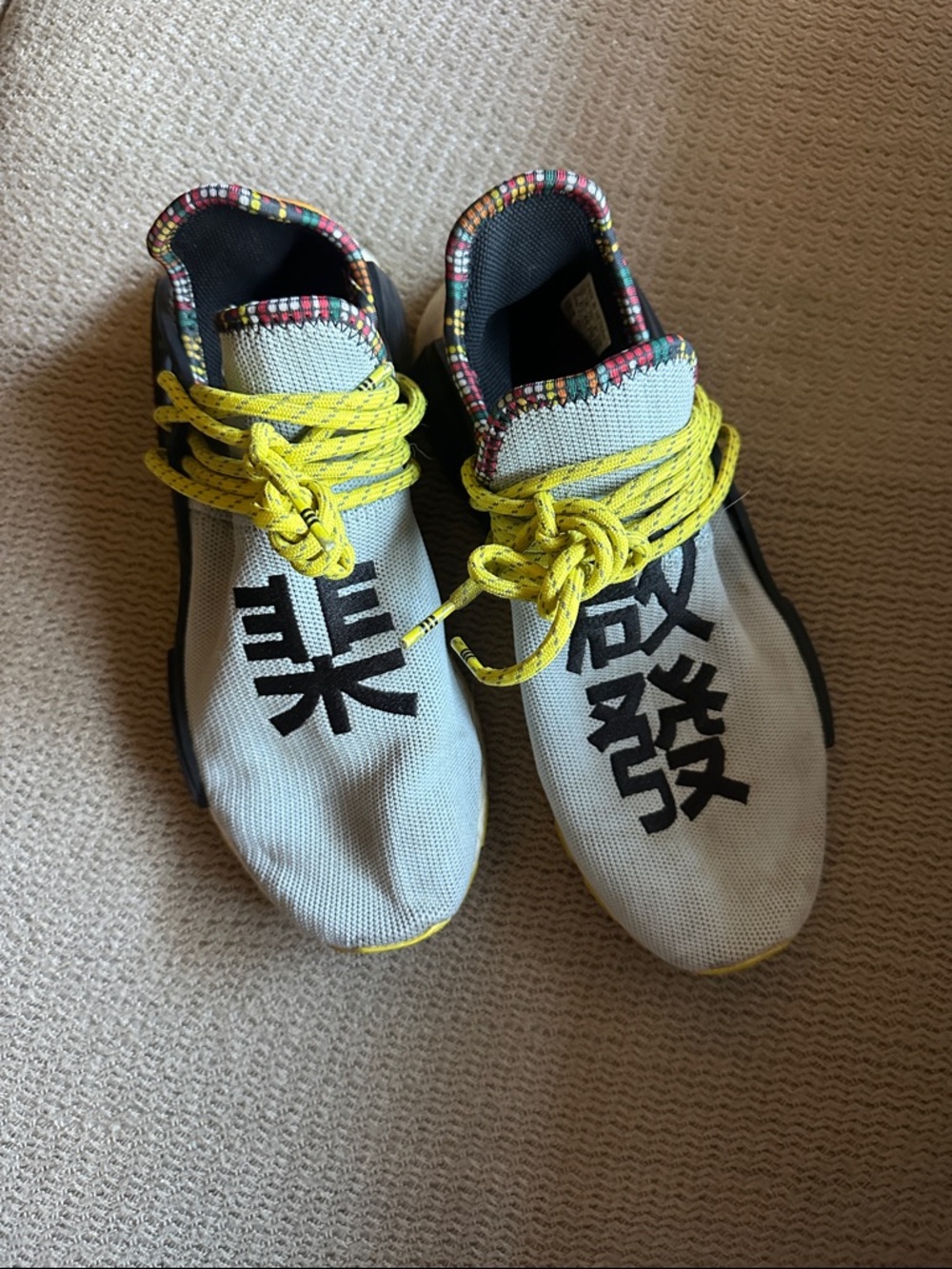 adidas White Sneakers with Yellow Laces and Black Graphic
